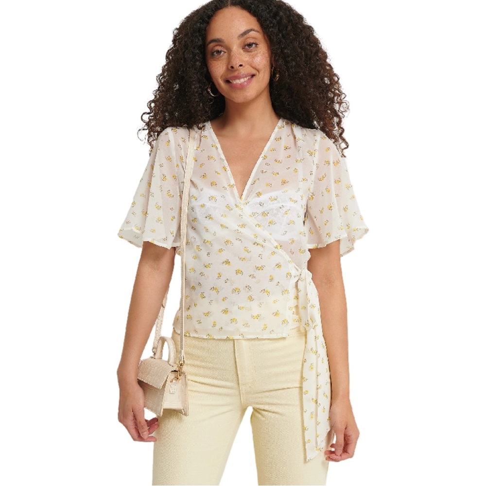 NA-KD Wrapped Shirred Floral Blouse Cottagecore Sheer Boho Coquette Girl NWT